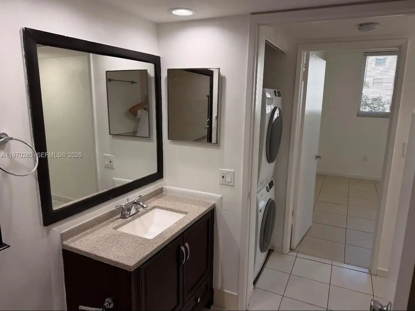 8050 NW 8th St # 1307, Miami FL 33126 photo 2