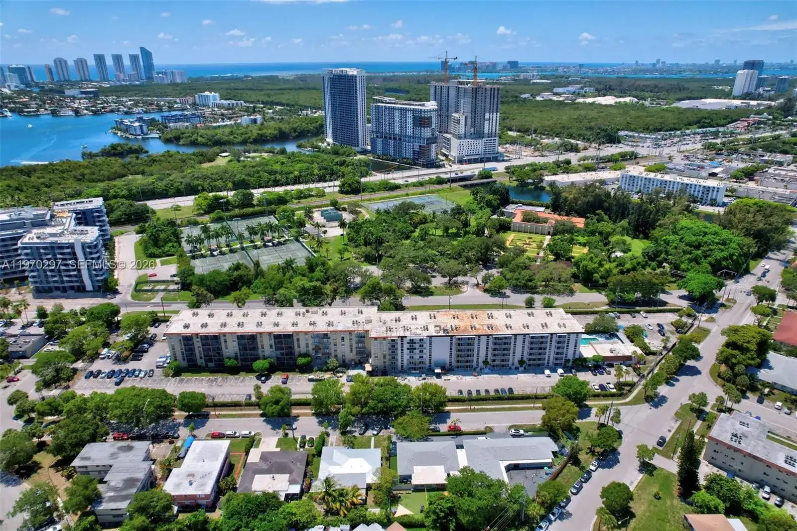 16851 NE 23 Avenue # 611, North Miami Beach FL 33160 photo 5