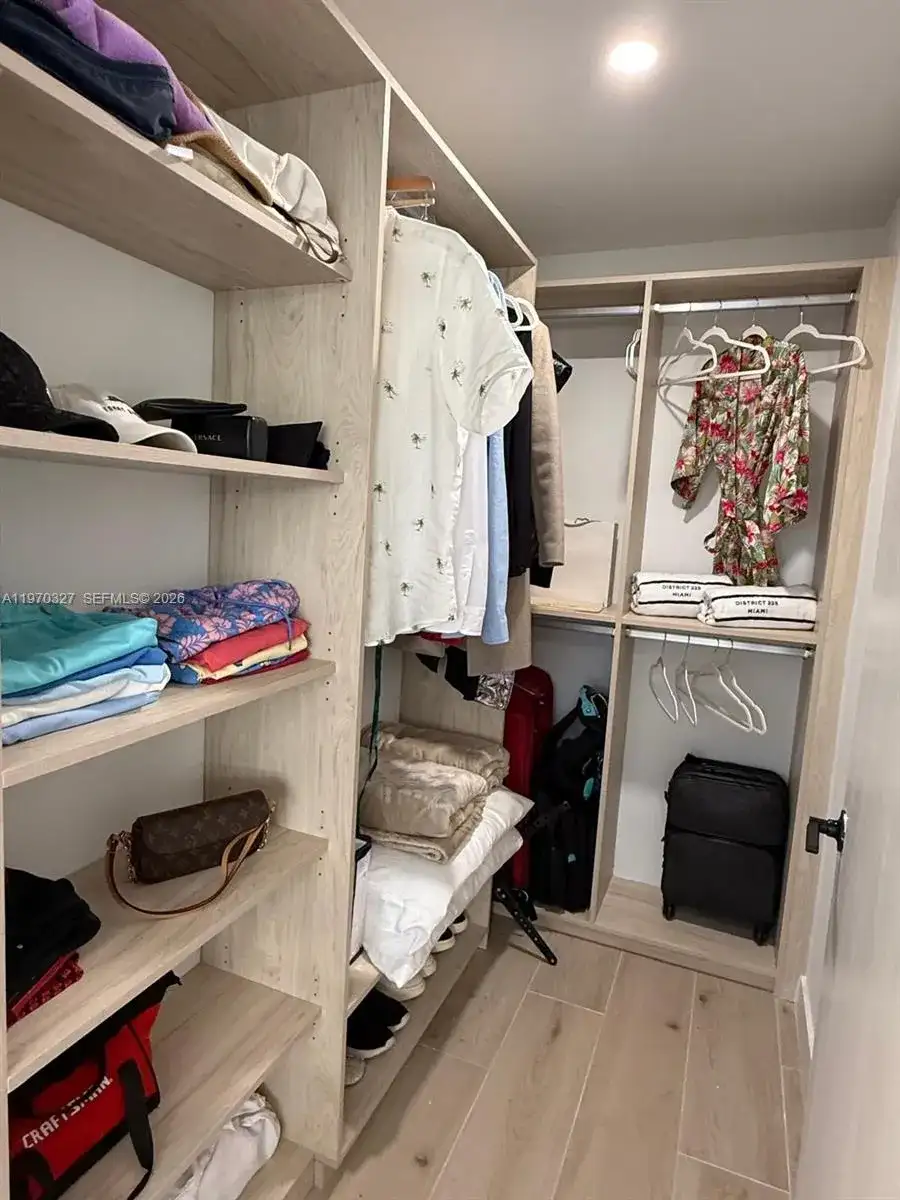 225 N Miami Ave # 804, Miami FL 33128 photo 4