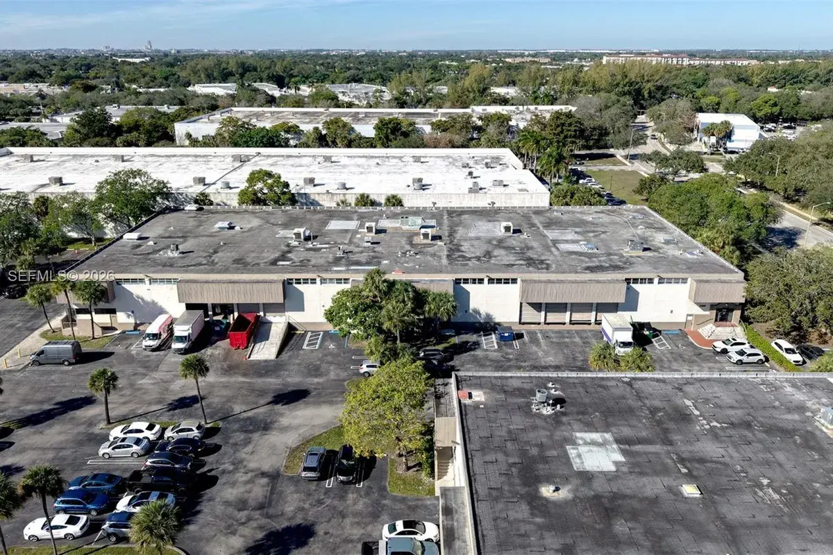 5800 E Miami Lakes Dr E, Miami Lakes FL 33014