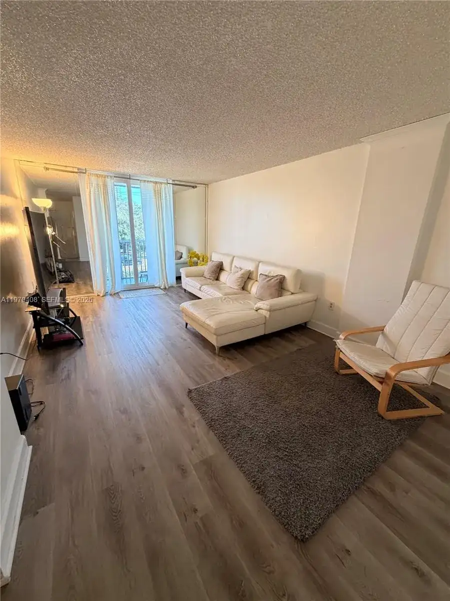 16851 NE 23RD AVE # B304, North Miami Beach FL 33160 photo 4
