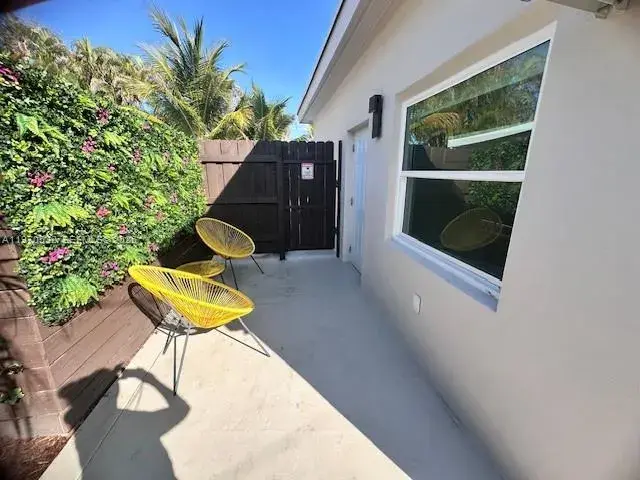 1634 Fletcher St # 3, Hollywood FL 33020