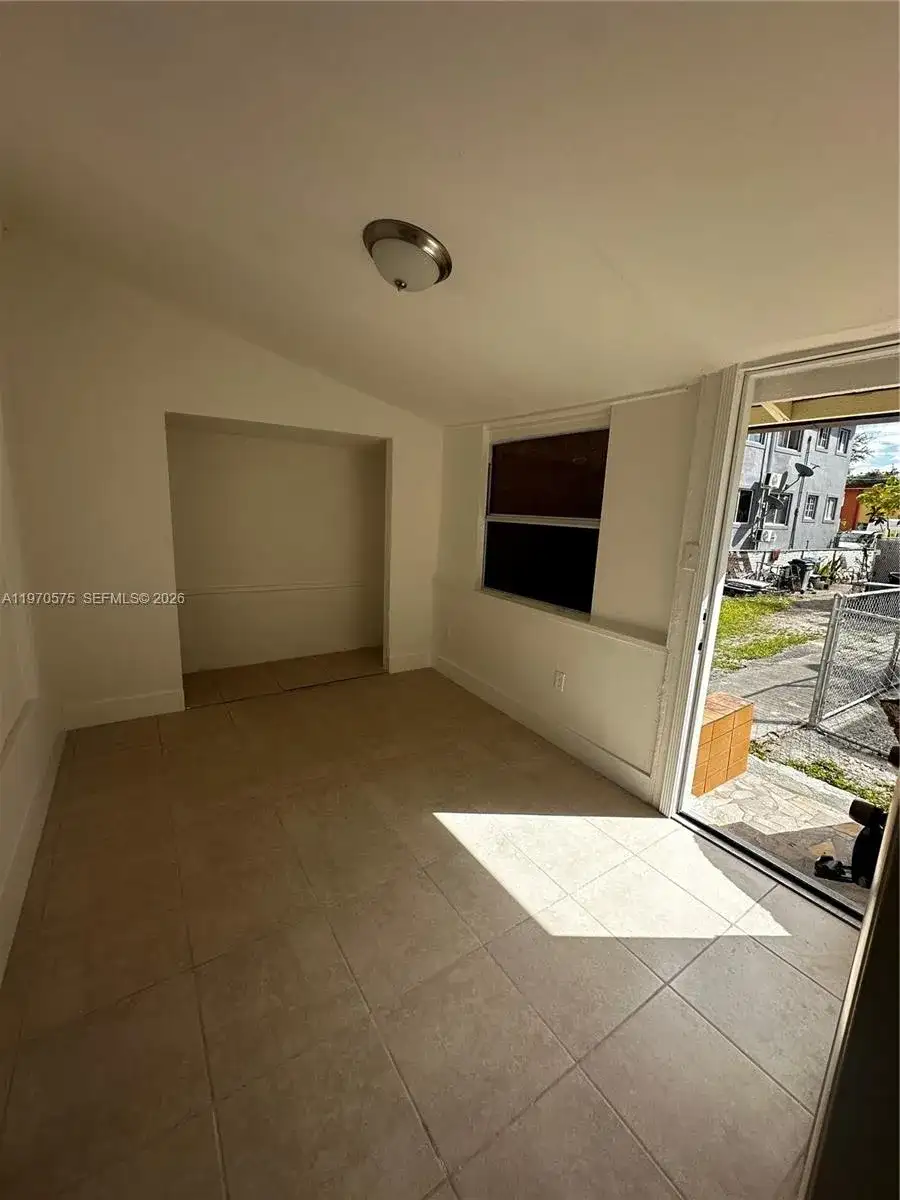 1919 SW 2nd St # c, Miami FL 33135 photo 4