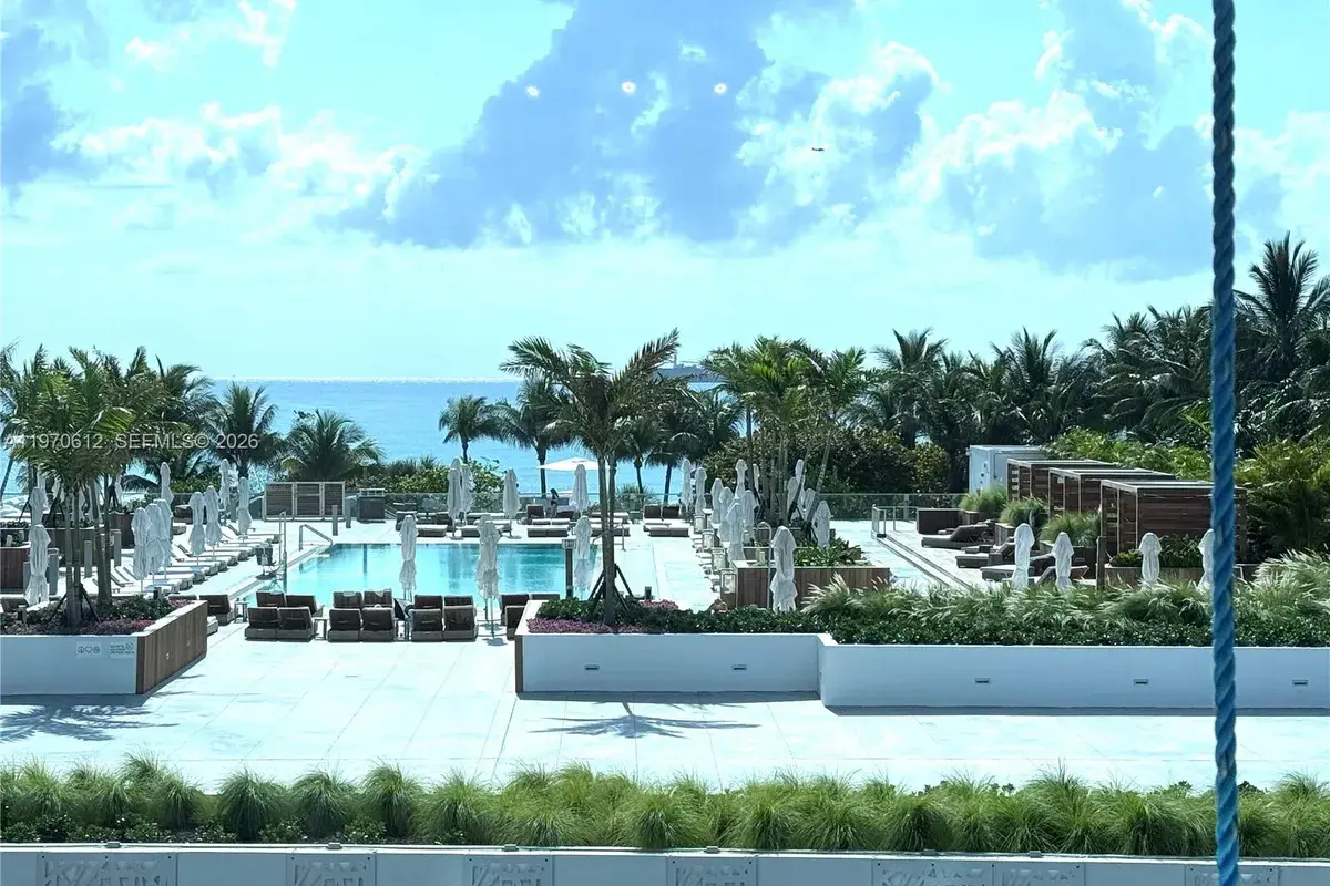 2301 Collins Ave # 338, Miami Beach FL 33139