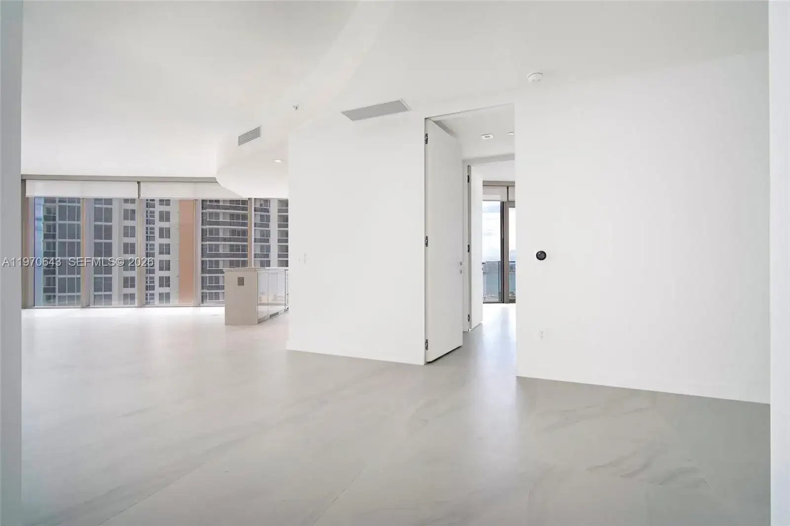 18975 Collins Ave # 1604, Sunny Isles Beach FL 33160 photo 4
