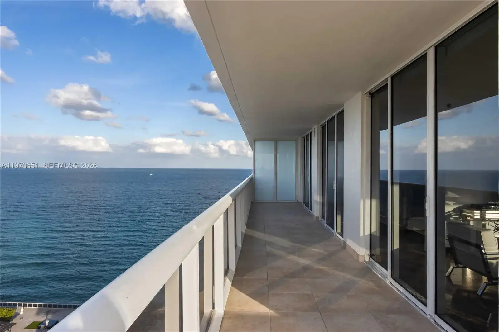 1830 S Ocean Dr # 1908, Hallandale Beach FL 33009