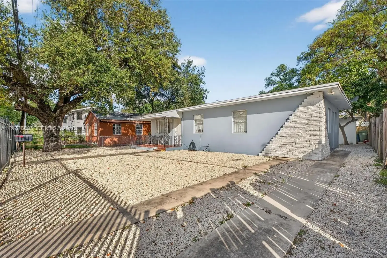 2741 NW 43rd Ter, Miami FL 33142 photo 3