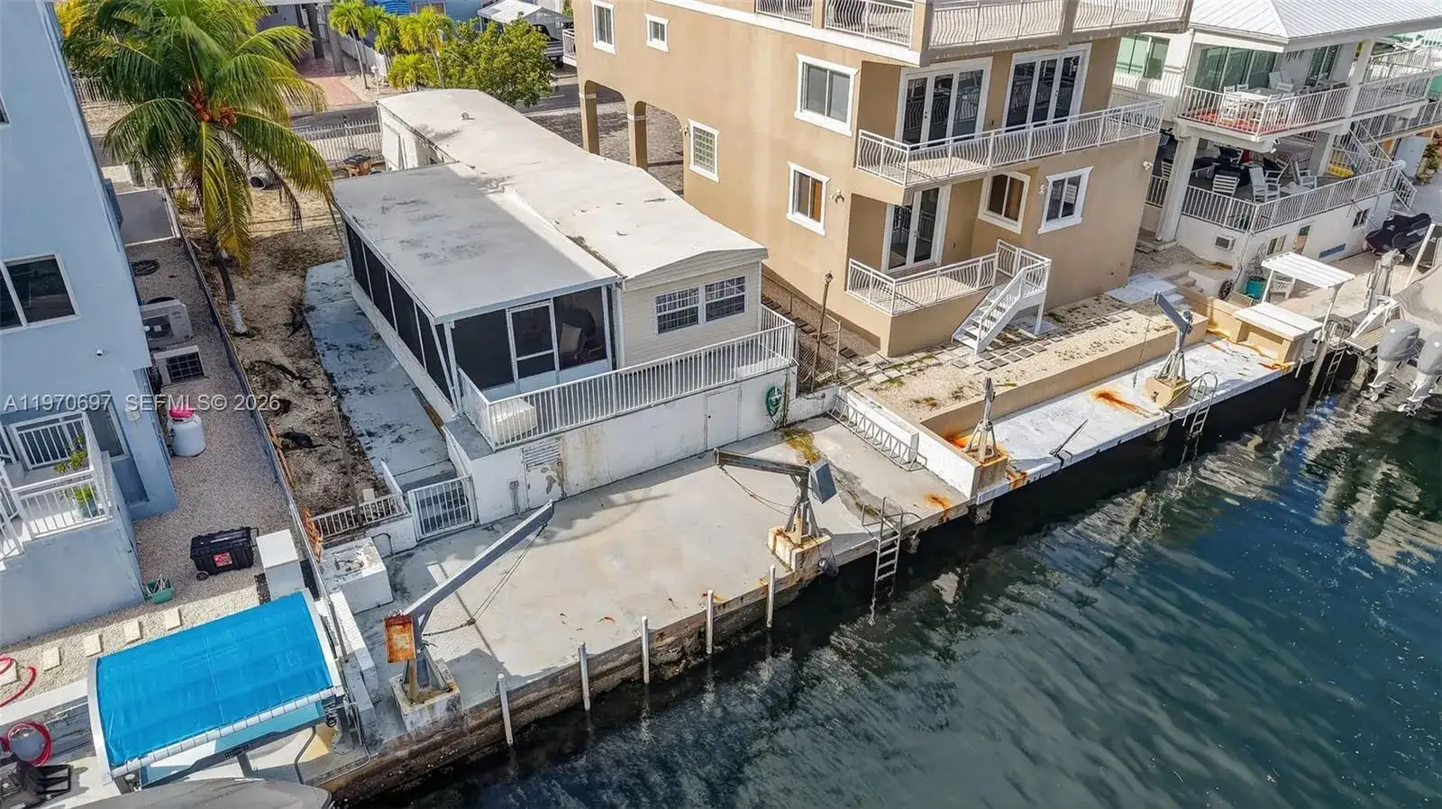 261 Burgundy Dr, Tavernier FL 33070 photo 3