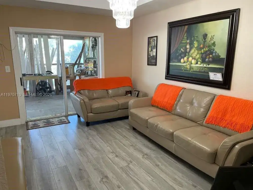 4481 NW 163rd St, Miami Gardens FL 33054 photo 4