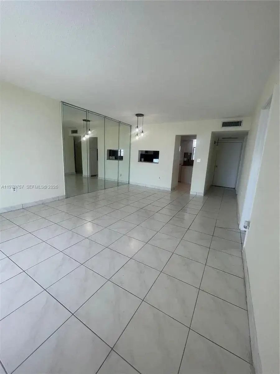 2910 Point East Dr # M511, Aventura FL 33160 photo 5