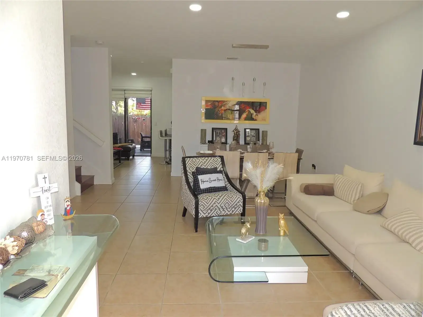 11301 NW 88th Ter, Doral FL 33178 photo 2