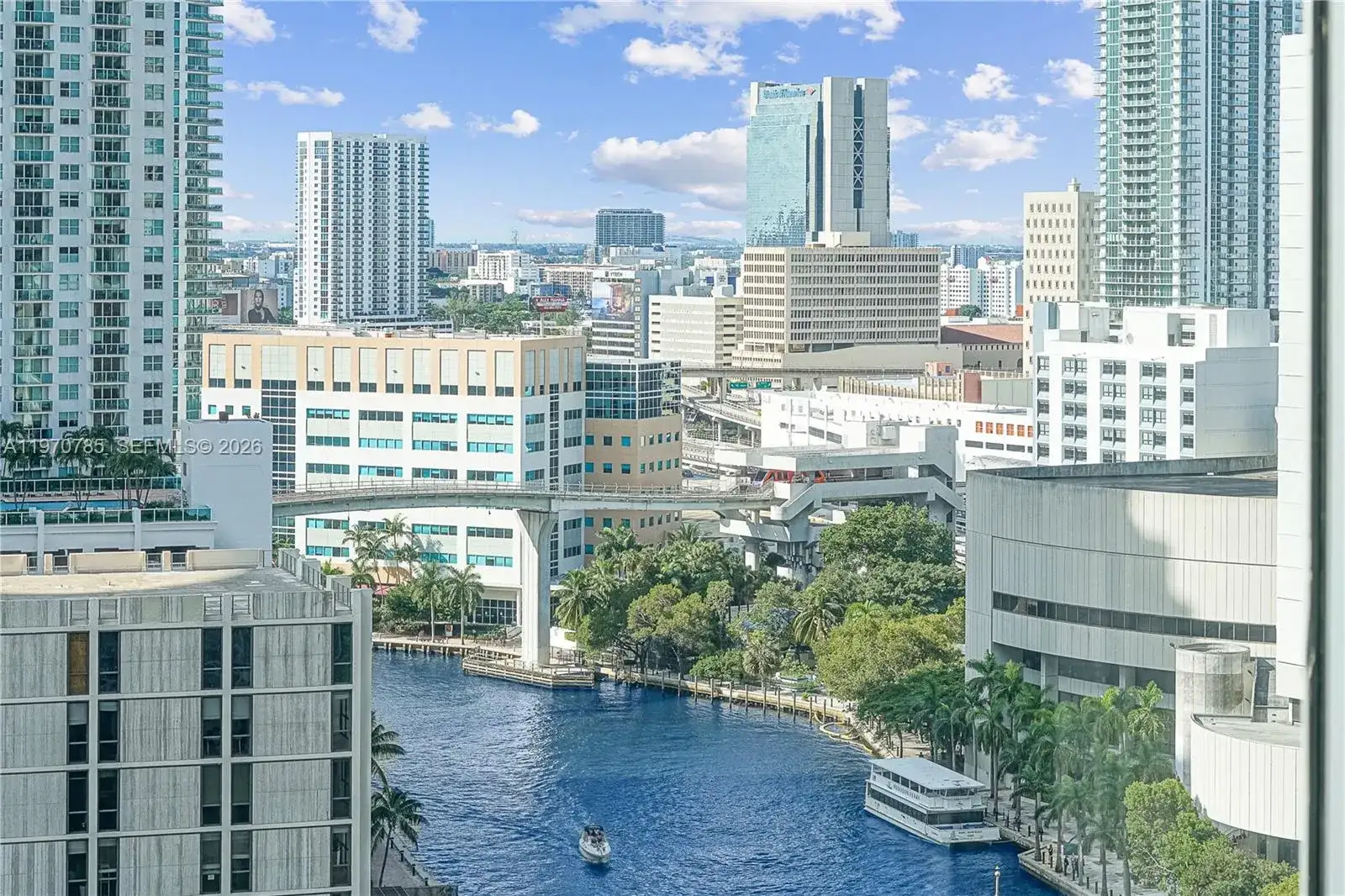475 Brickell Ave # 1913, Miami FL 33131 photo 4