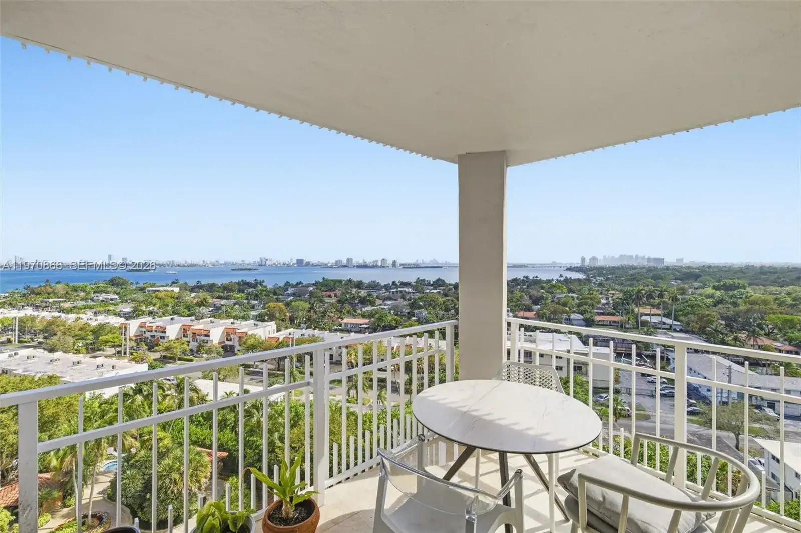 2000 Towerside Ter # 1408, Miami FL 33138 photo 2
