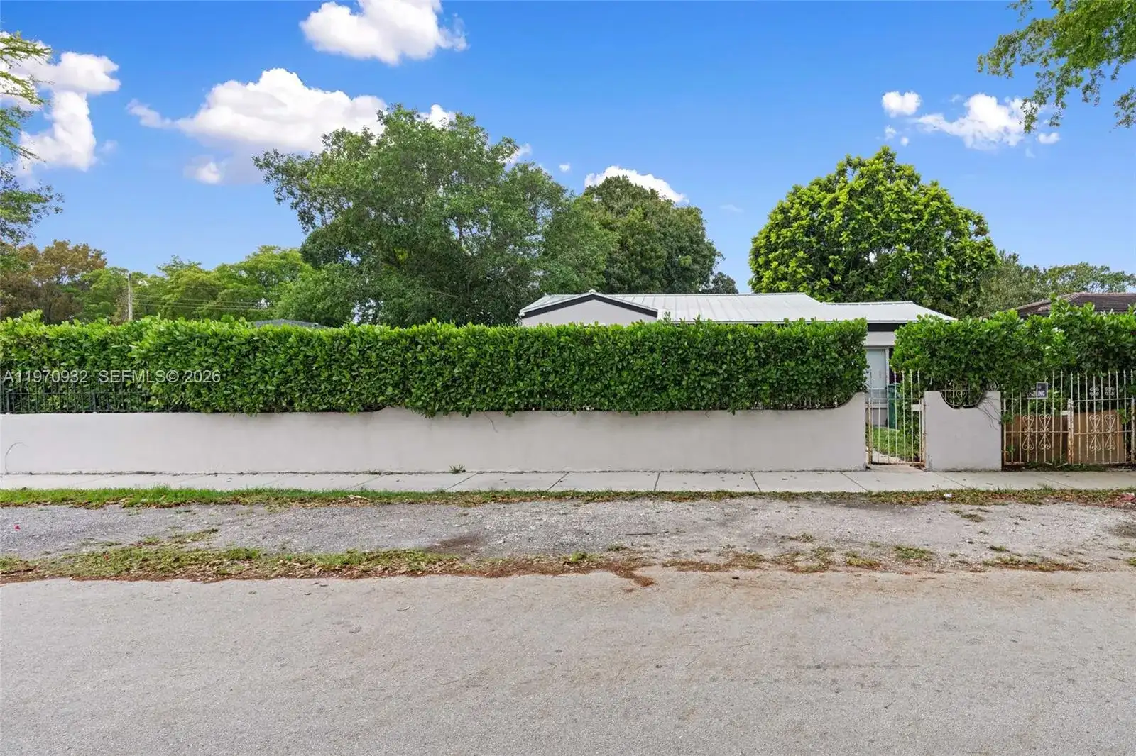 700 SW 44th Pl, Miami FL 33134 photo 4