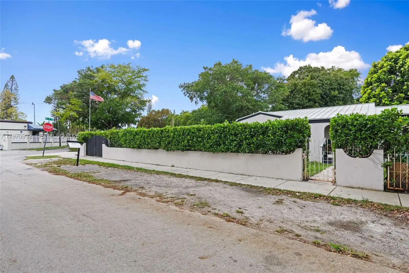 700 SW 44th Pl, Miami FL 33134 photo 5