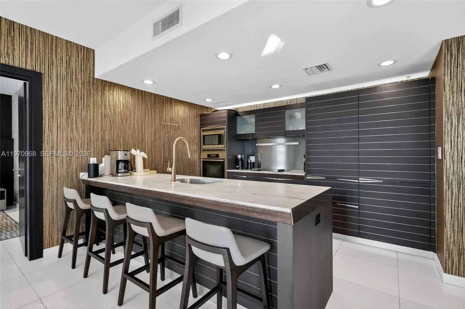 200 Biscayne Boulevard Way # 1108, Miami FL 33131 photo 5