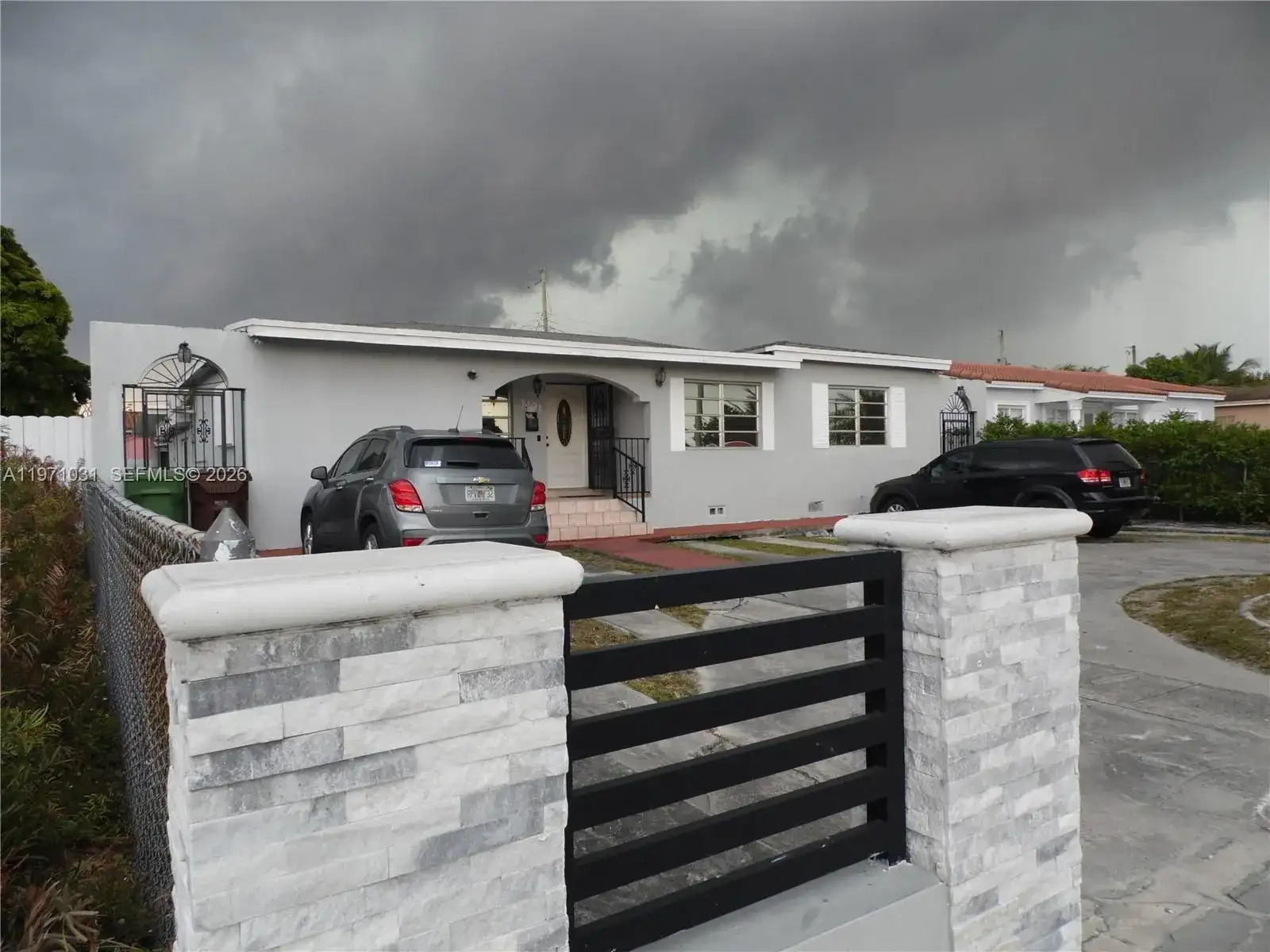 3491 Palm Ave, Hialeah FL 33012 photo 2