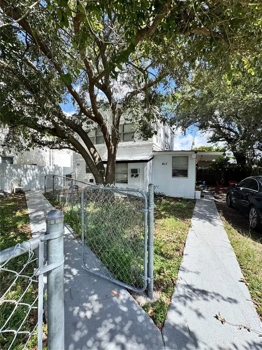 1613-1615 NW 45th St, Miami FL 33142 photo 3