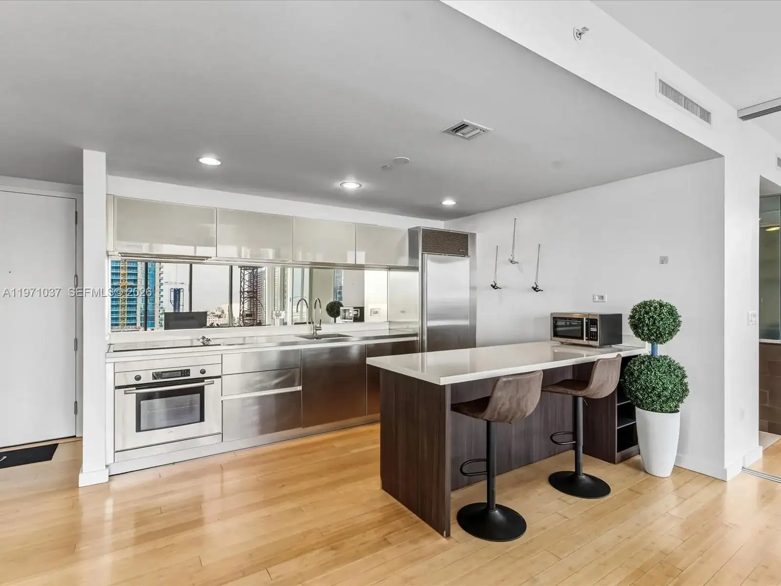 1040 Biscayne Blvd # 1107, Miami FL 33132 photo 5