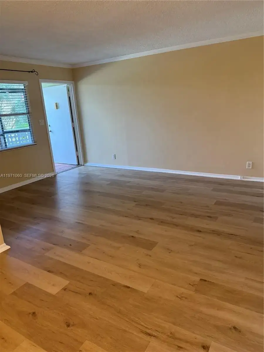 1425 Arthur St # 315B, Hollywood FL 33020 photo 3