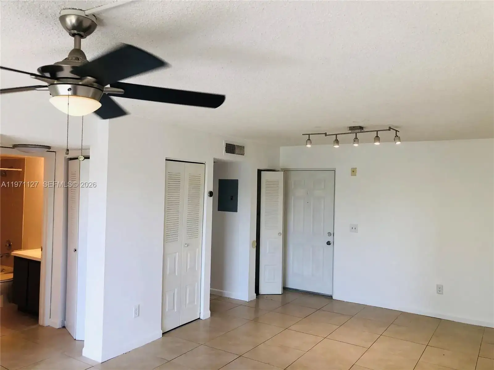 8260 SW 210th St # 210, Cutler Bay FL 33189 photo 2