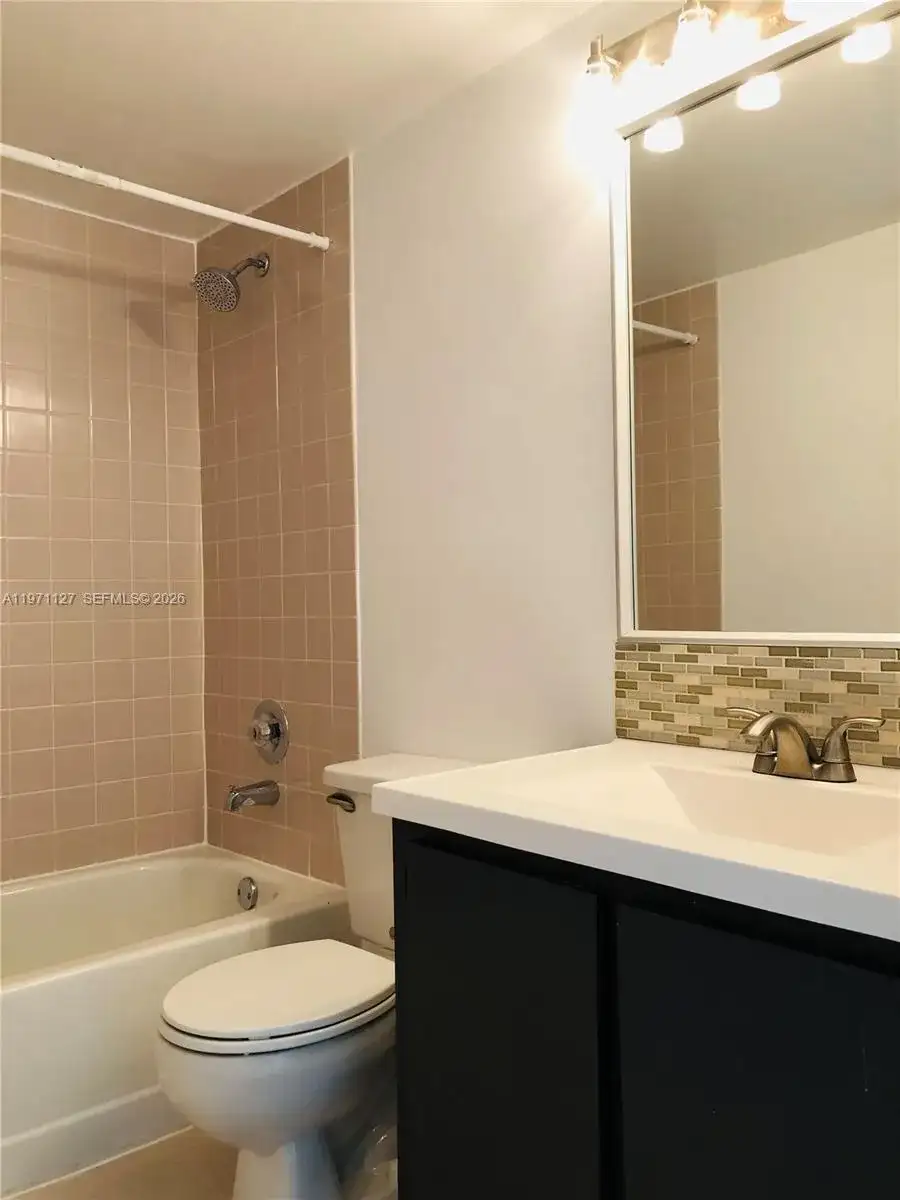 8260 SW 210th St # 210, Cutler Bay FL 33189 photo 5