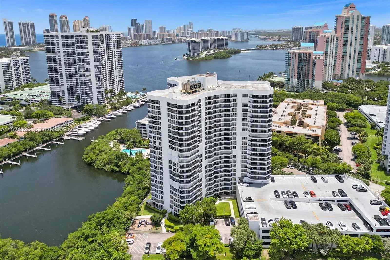 3400 NE 192nd St # 1607, Aventura FL 33180