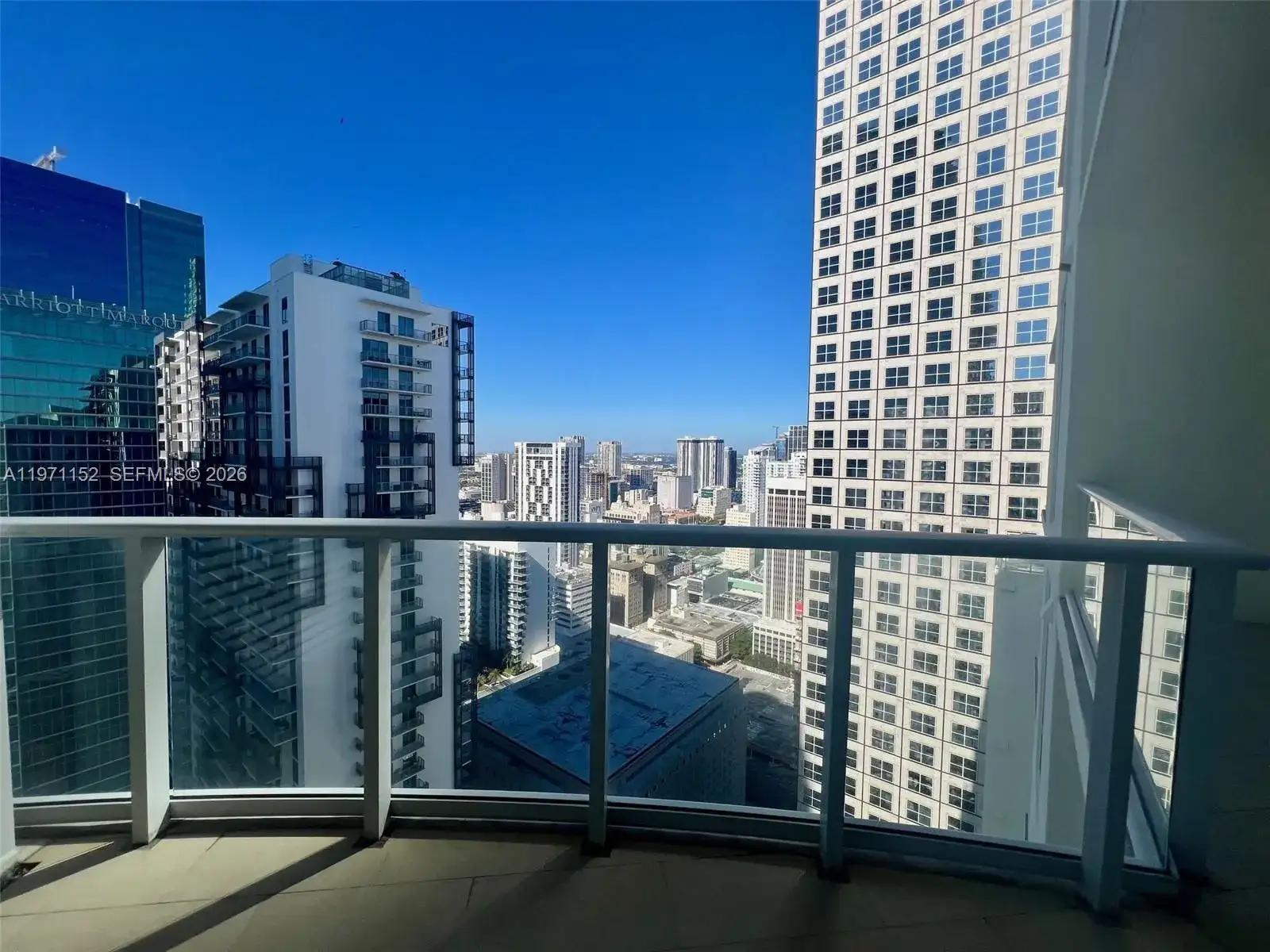 300 S Biscayne Blvd # 3907, Miami FL 33131 photo 4