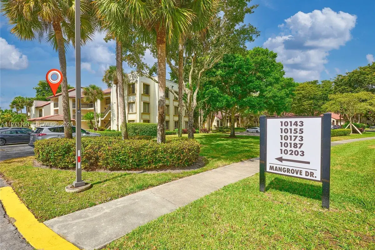 10143 Mangrove Dr # 303, Boynton Beach FL 33437