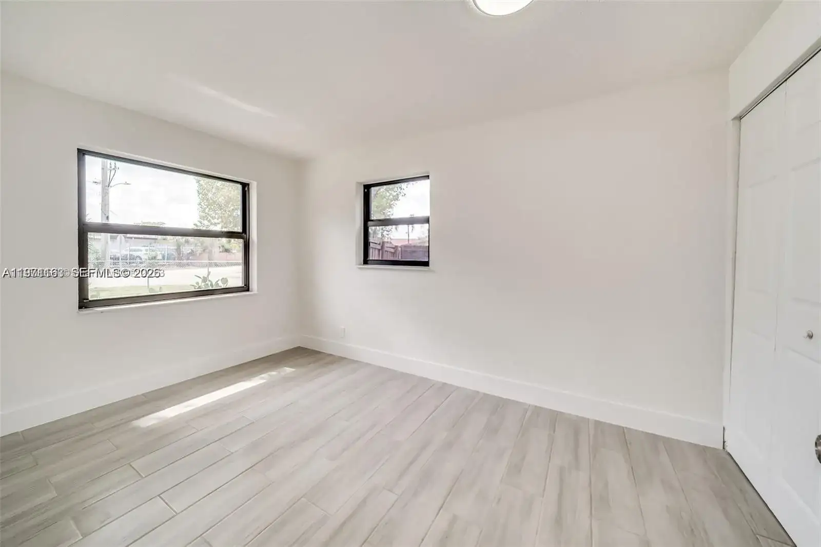 2447 FLETCHER ST, Hollywood FL 33020 photo 2