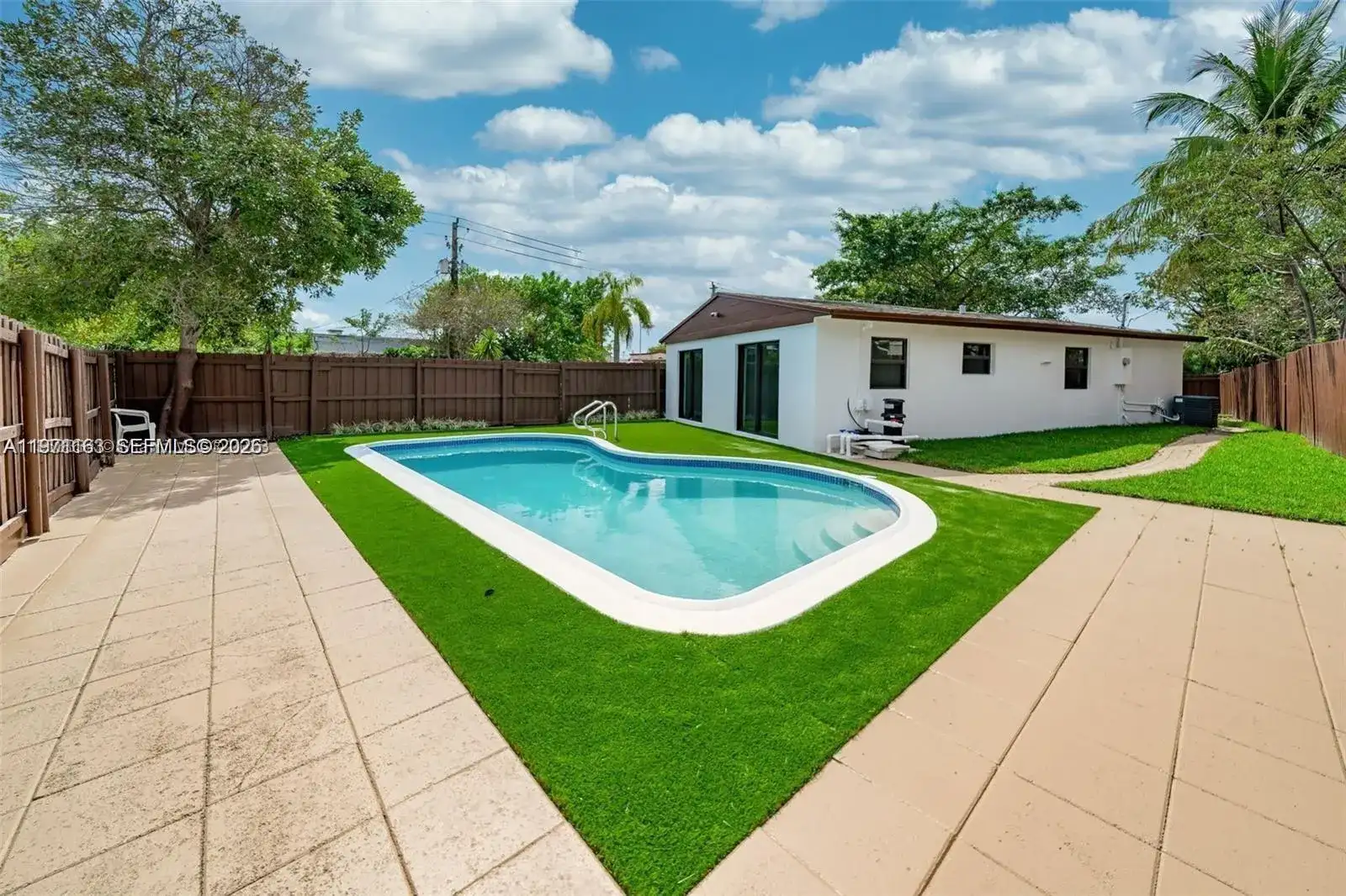 2447 FLETCHER ST, Hollywood FL 33020 photo 4