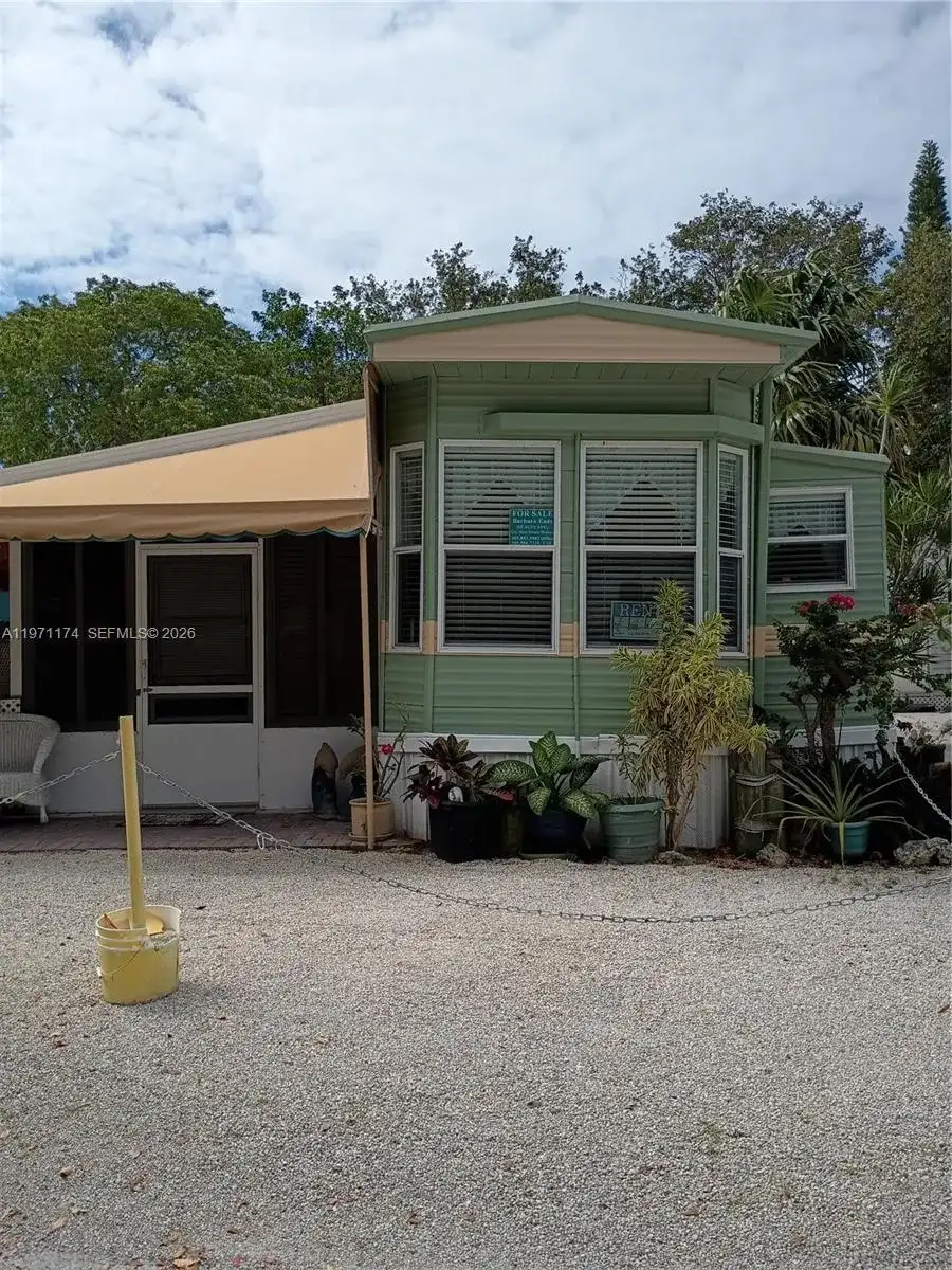 101551 Overseas Hwy, 147, Key Largo FL 33037