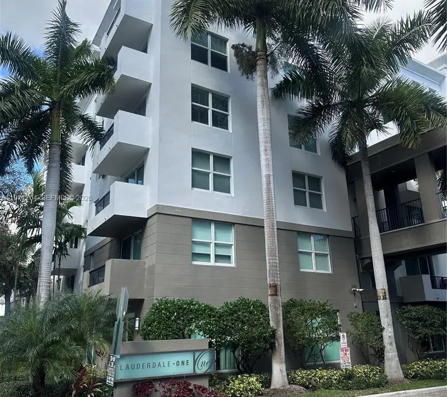 2421 NE 65th St # 508, Fort Lauderdale FL 33308