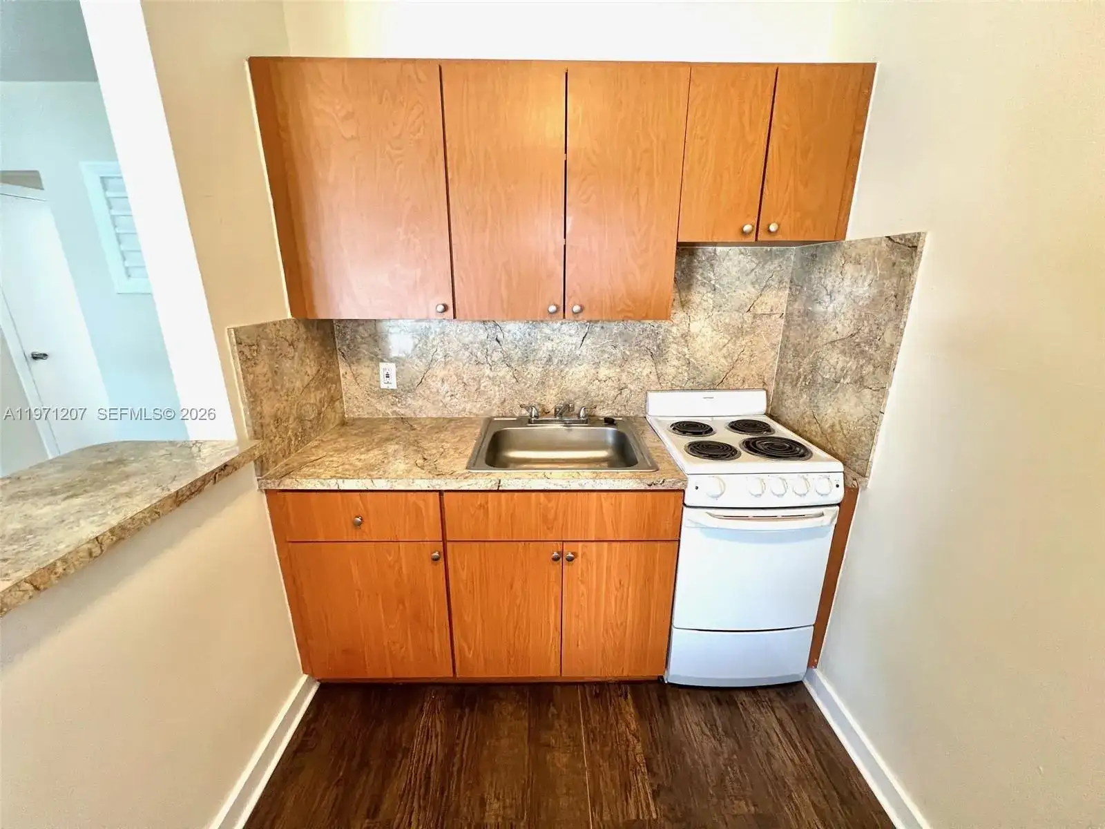 692 NE 85th St # 6, Miami FL 33138 photo 3