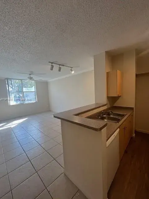 1900 Van Buren St # 120B, Hollywood FL 33020