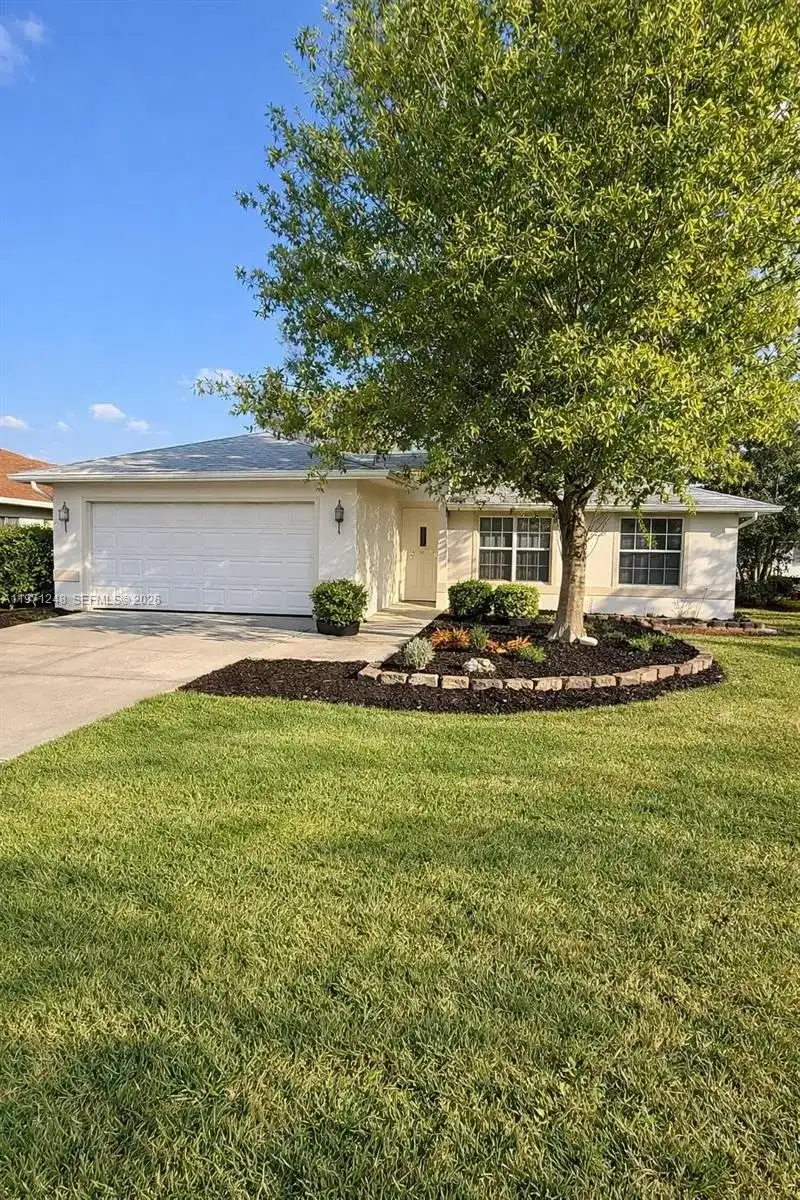 1518 SENIOR CT, Lehigh Acres FL 33971