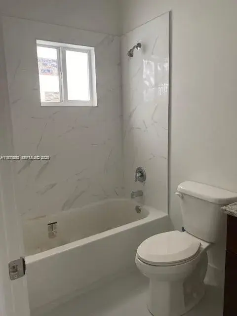 27561 SW 162nd Ct, Homestead FL 33031