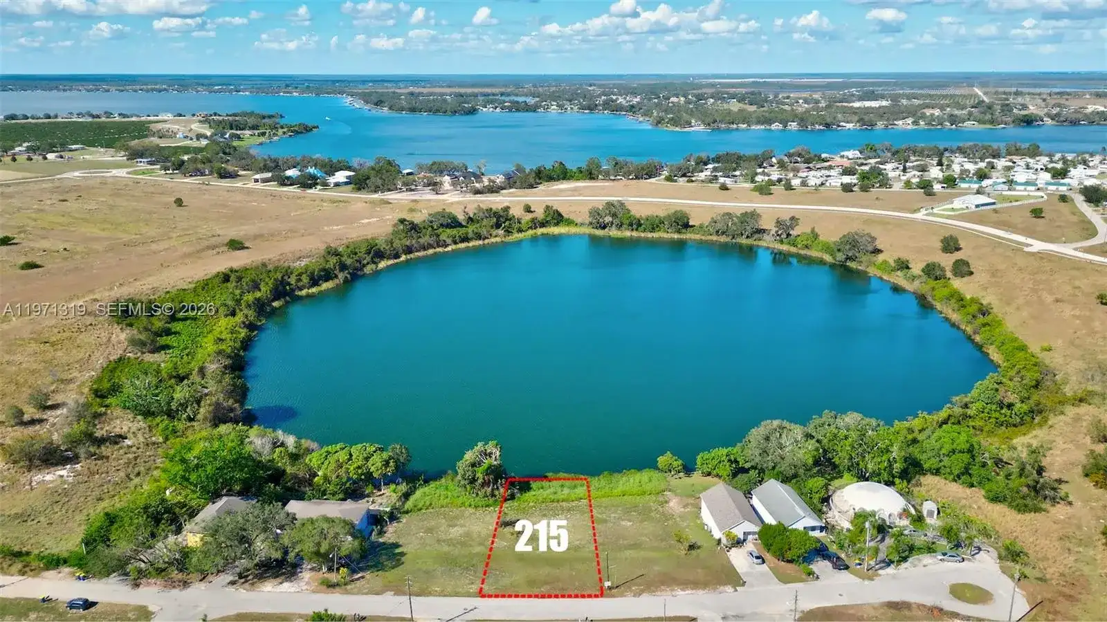 215 Rachard Blvd, Lake Placid FL 33852 photo 2