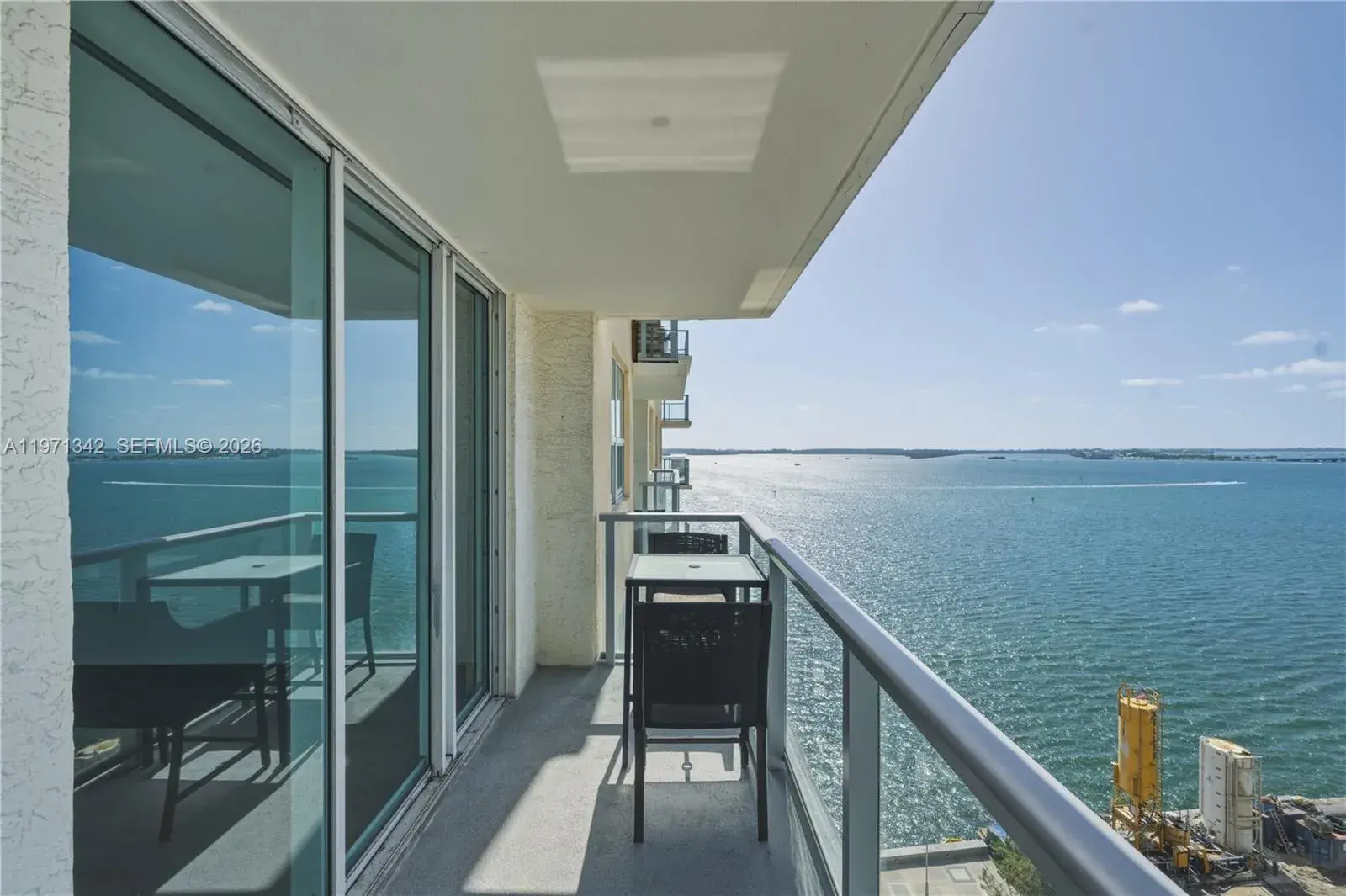 1 bedroom 1 bath Residential for sale at 1155 Brickell Bay Dr # 1107, Miami FL 33131