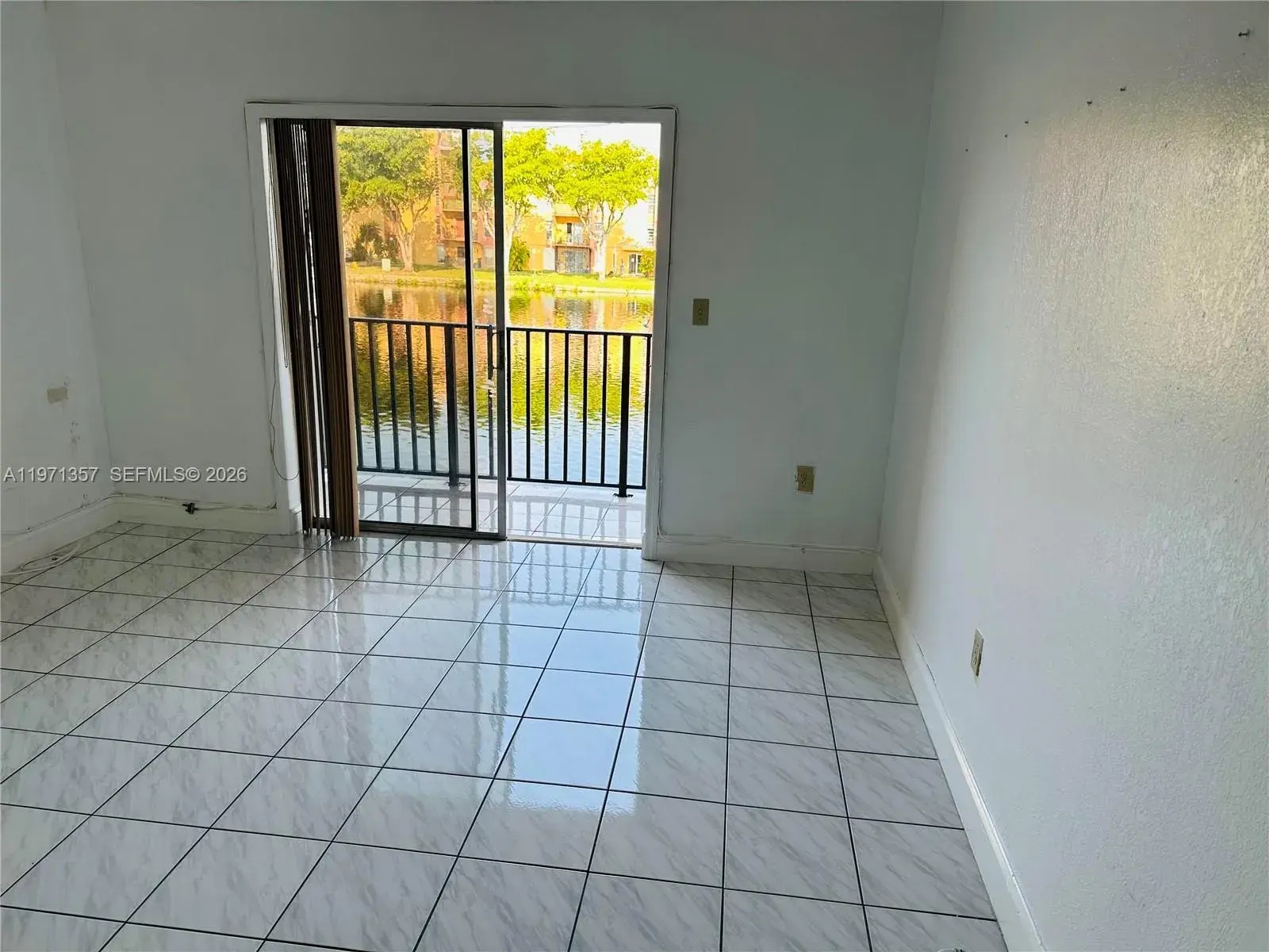 4705 NW 7th St # 7, Miami FL 33126 photo 3