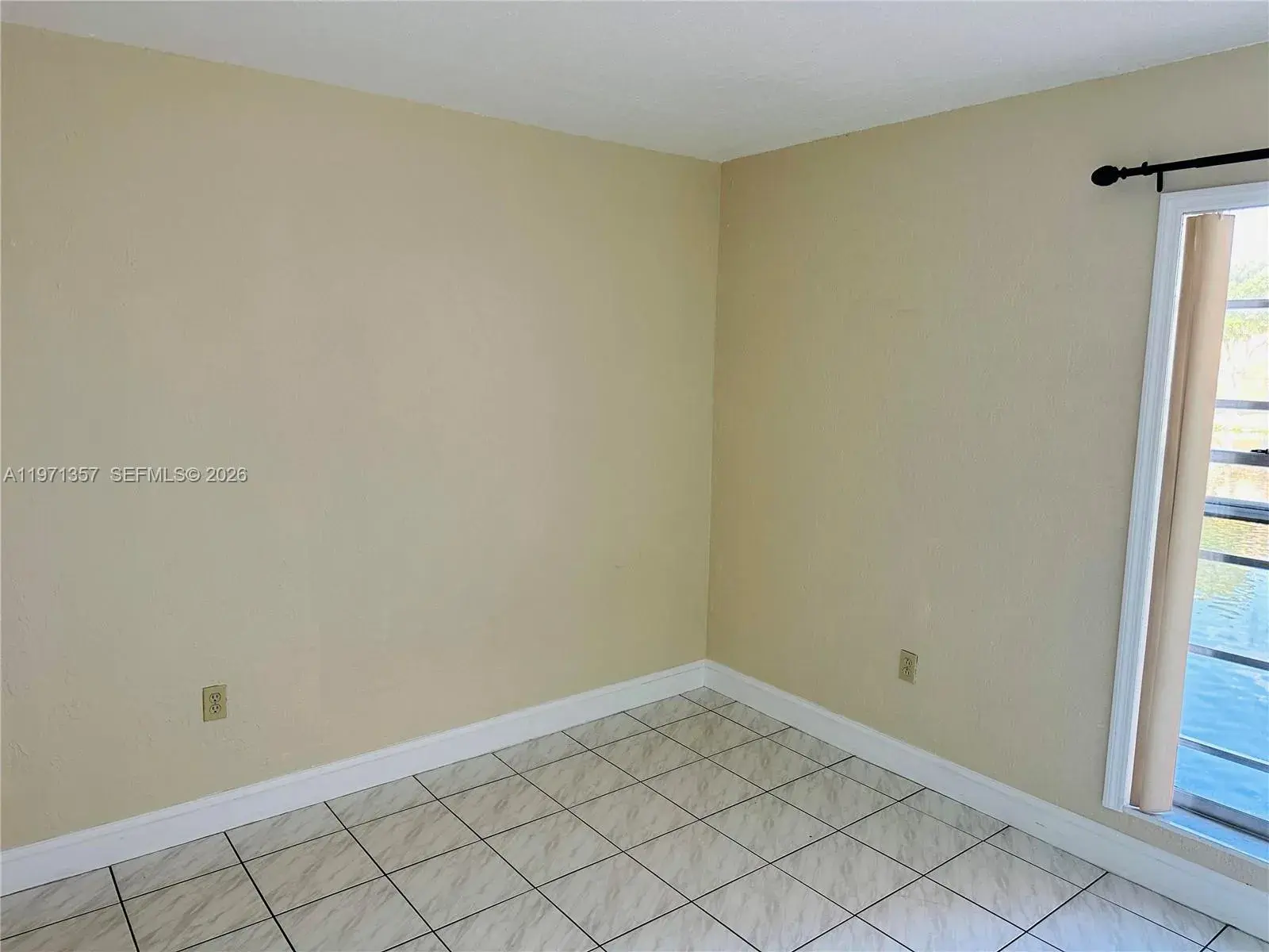 4705 NW 7th St # 7, Miami FL 33126 photo 4