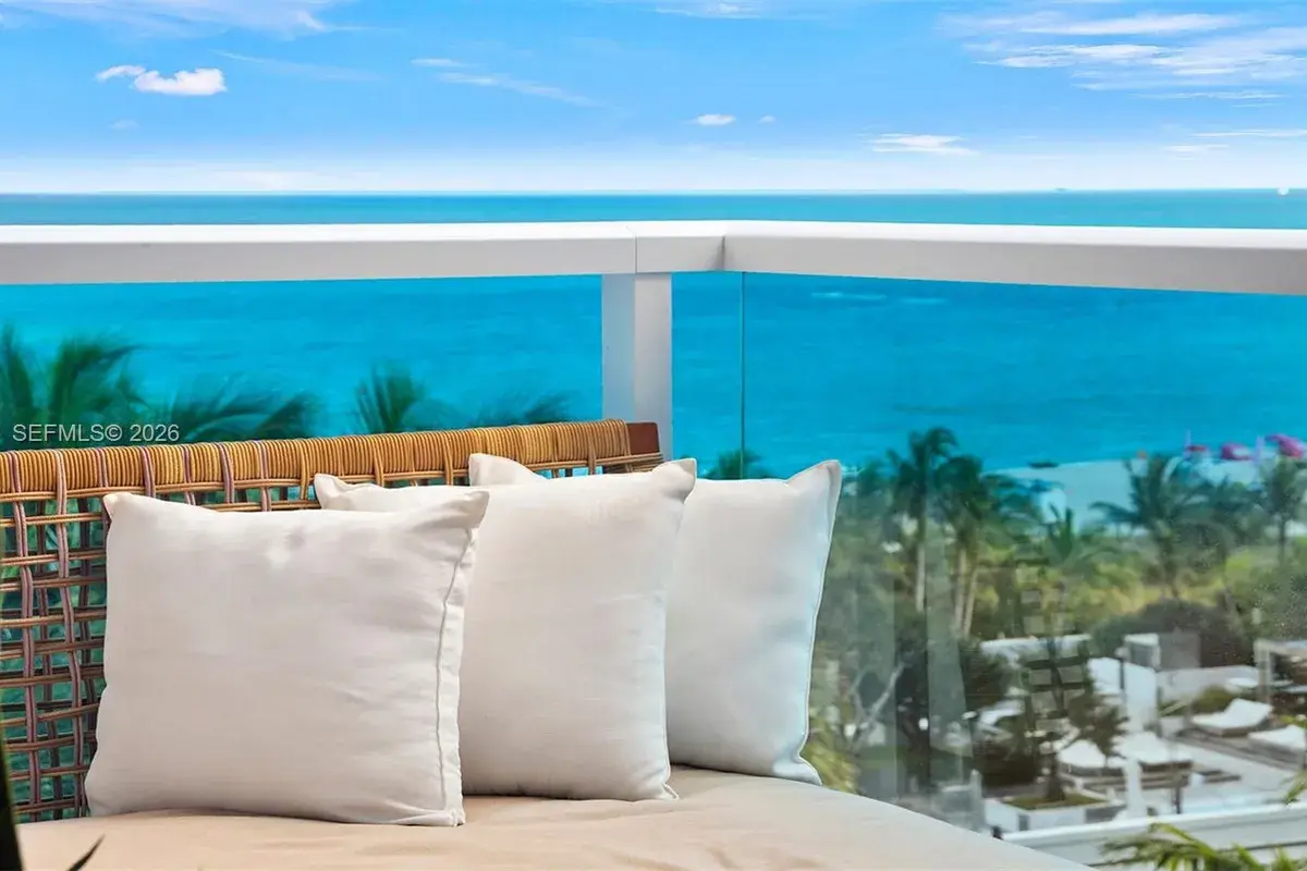 102 24th St # 904, Miami Beach FL 33139
