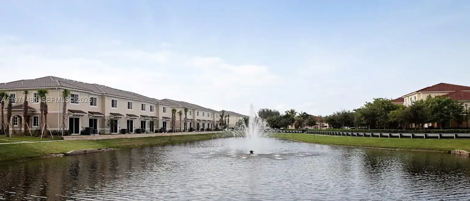 2844 SW 81 # 2840, Miramar FL 33025