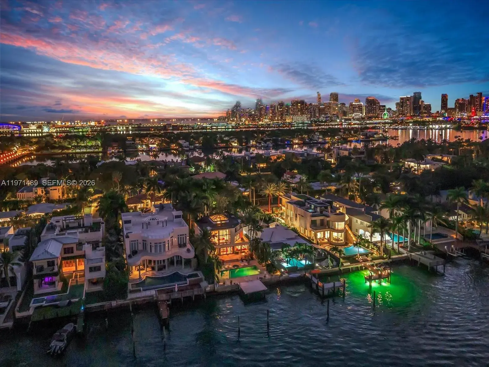 279 N Hibiscus Dr, Miami Beach FL 33139