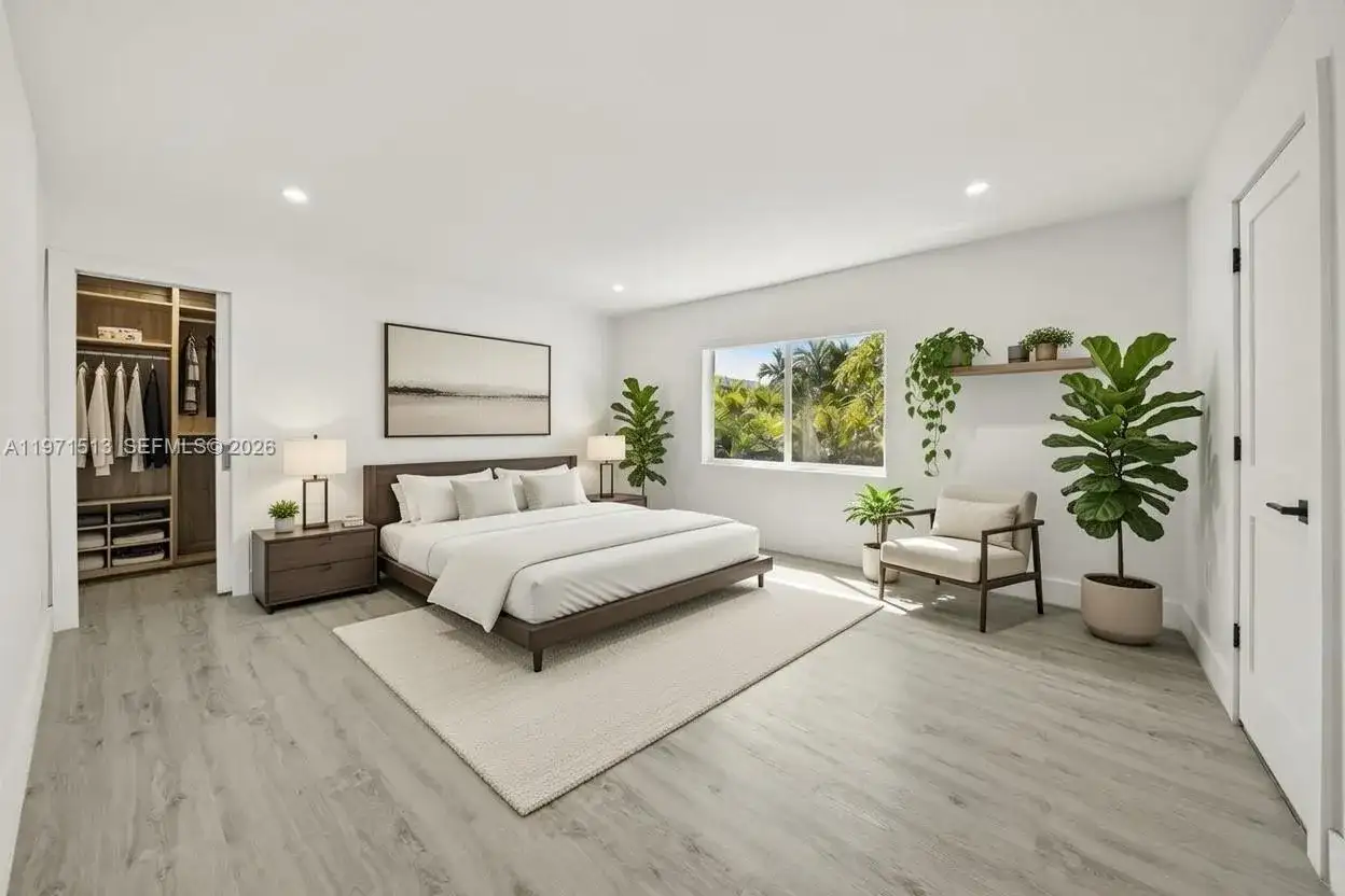 3166 Royal Palm Ave, Miami Beach FL 33140 photo 3