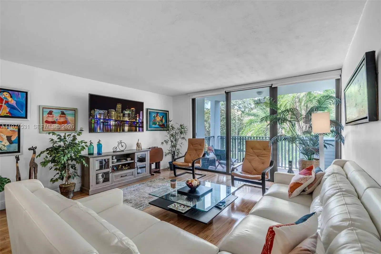 100 Ocean Lane Dr # 301, Key Biscayne FL 33149