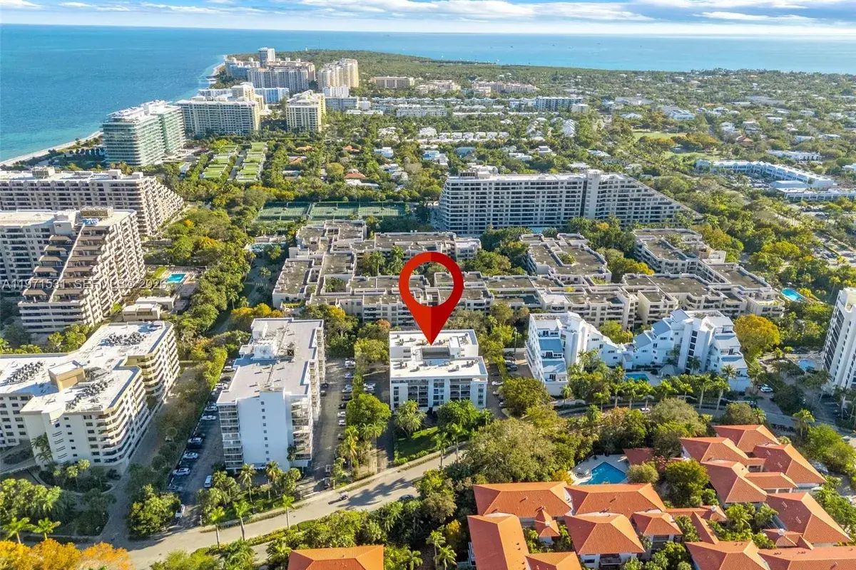100 Ocean Lane Dr # 301, Key Biscayne FL 33149