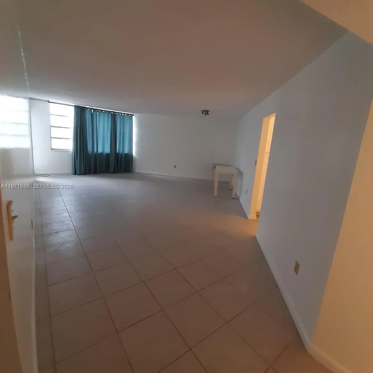 2750 NE 183rd St # 1912, Aventura FL 33160