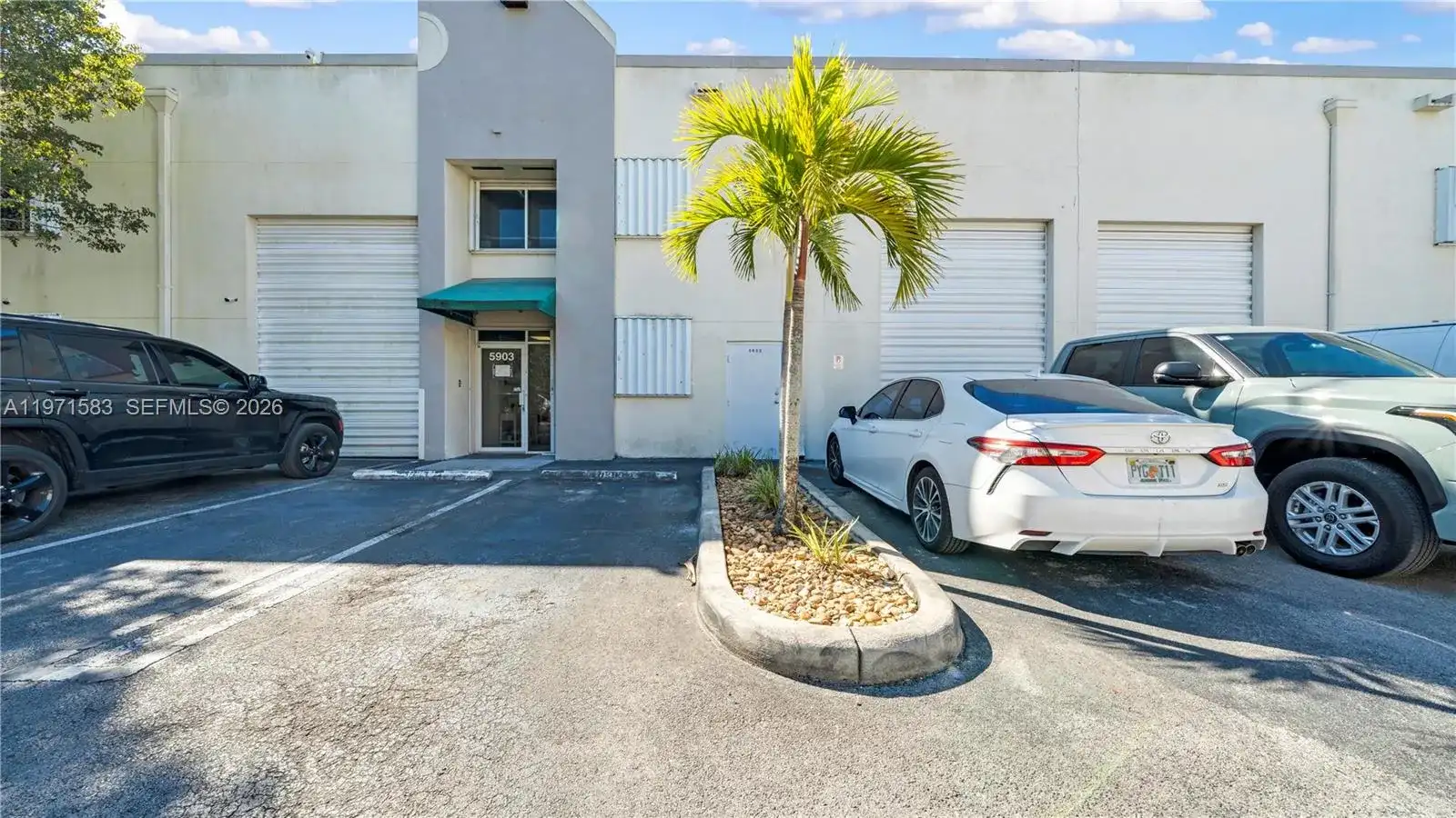 5903 NW 102th ave # 2, Doral FL 33178
