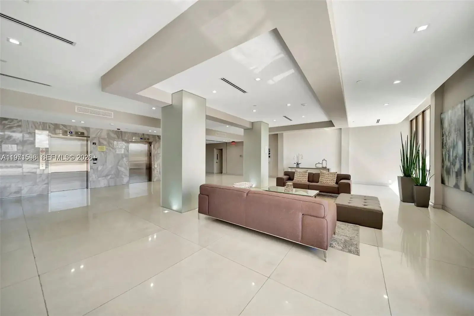 20379 W Country Club Dr # 2336, Aventura FL 33180 photo 4
